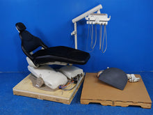 Load image into Gallery viewer, Midmark Elevance Dental Patient Exam Chair Programmable Operatory