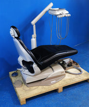 Load image into Gallery viewer, Midmark Elevance Dental Patient Exam Chair Programmable Operatory