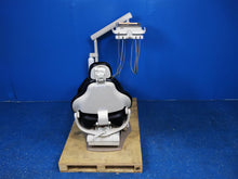 Load image into Gallery viewer, Midmark Elevance Dental Patient Exam Chair Programmable Operatory