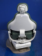 Load image into Gallery viewer, Midmark Elevance Dental Operatory Exam Chair Cantilever Hydraulic 153758 Model
