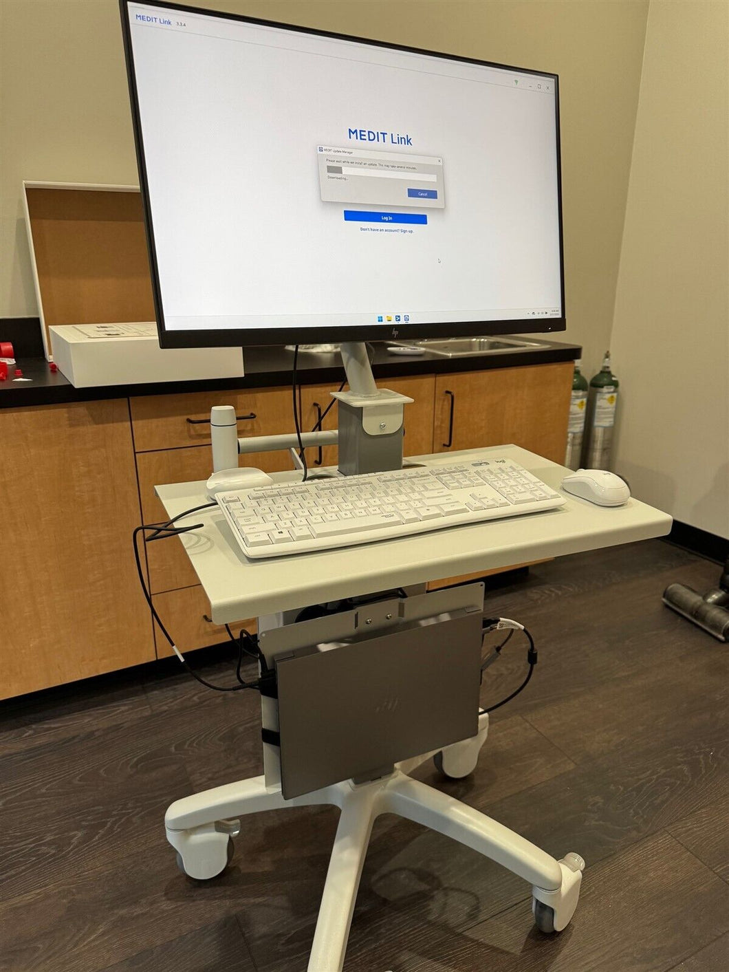 Medit i900 Dental Intraoral Scanner for CAD/CAM Dentistry Year: 2024