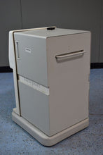 Load image into Gallery viewer, Accutron Newport Dental Nitrous Flowmeter Conscious Sedation Unit - SOLD AS-IS
